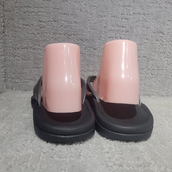 Olukai Ohana Women's Size US 9 Silver Pewter Leather Slip On Flip Flop Sandals - Picture 5 of 10